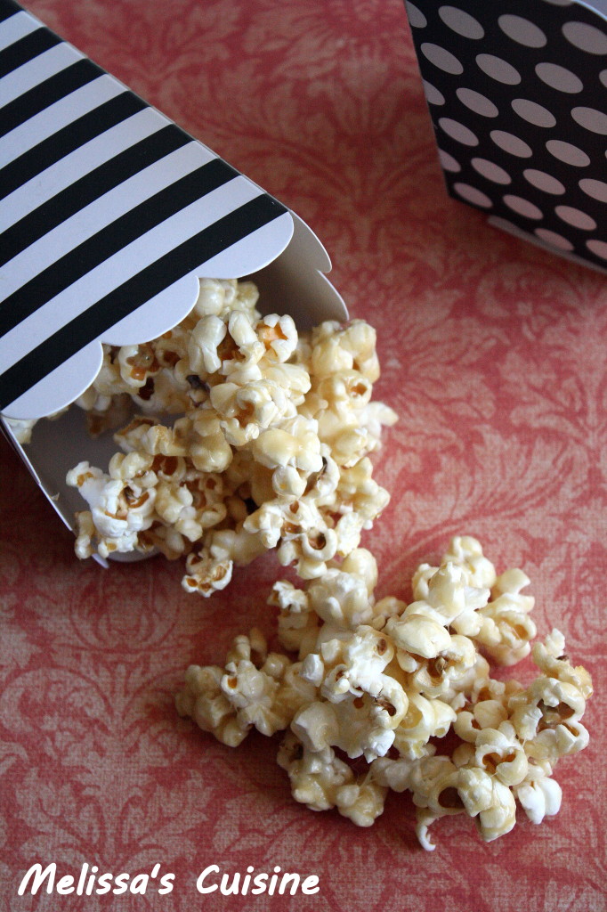 Close up of Caramel Marshmallow Popcorn with text overlay.