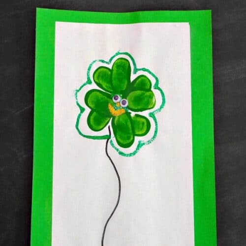 Top down image of a thumbprint shamrock.