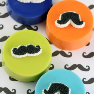 CHOCOLATE COVERED OREOS FOR DAD