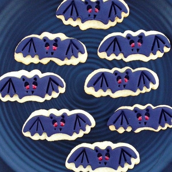 Spooky Bat Sugar Cookies for Halloween