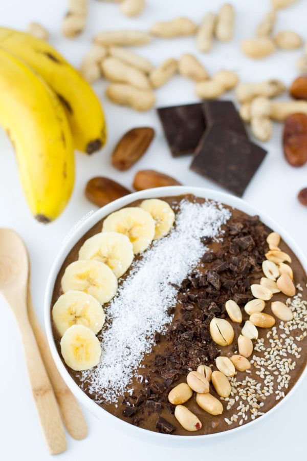 Chocolate Peanut Butter Smoothie Bowl