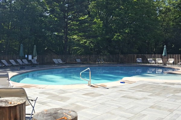 Pool at Huttopia