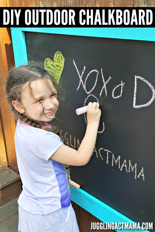 DIY Outdoor Chalkboard Project #tutorial #outdoorliving