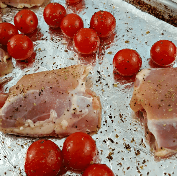 Use garden fresh ingredients for an amazing Sheet Pan Caprese Chicken Dinner