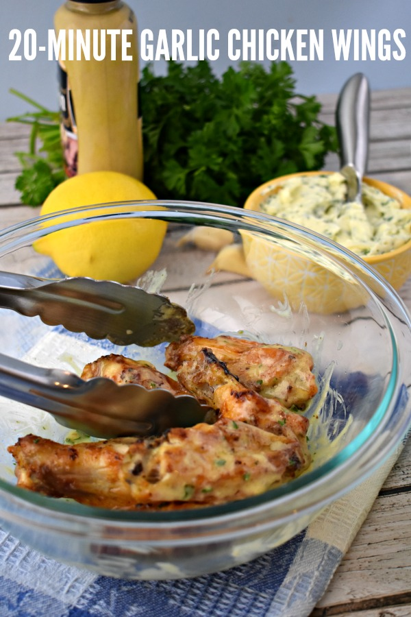 20 Minute Air Fryer Garlic Chicken Wings in a glass bowl.