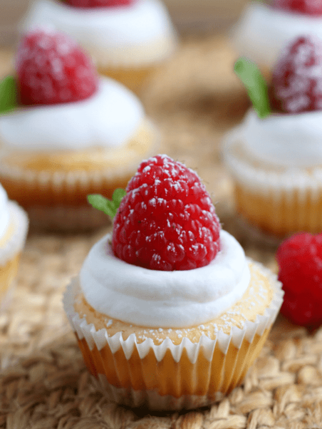 cropped-Easy-Mini-Cheesecake-Recipe-680x680-1.png