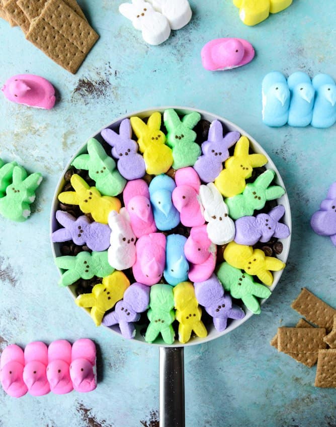 chocolate peanut butter PEEPS skillet s'mores I howsweeteats.com