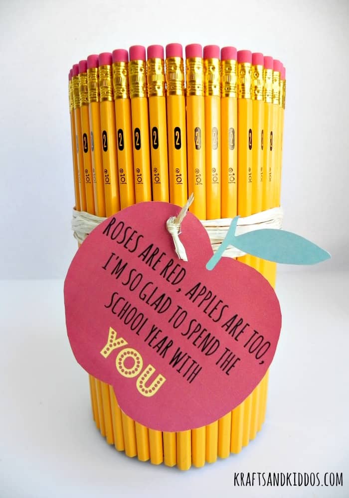 Pencil holder made of pencils with printable gift tag attached.