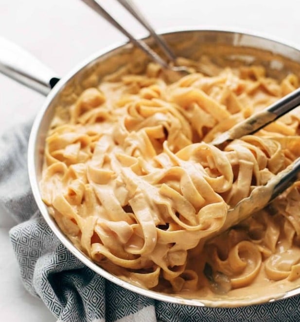 Pumpkin Alfredo in a skillet.