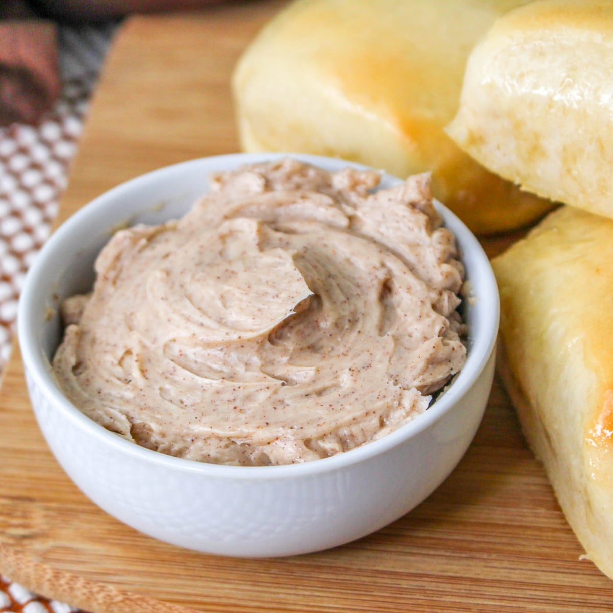 Bowl of Texas Roadhouse Cinnamon Honey Butter.